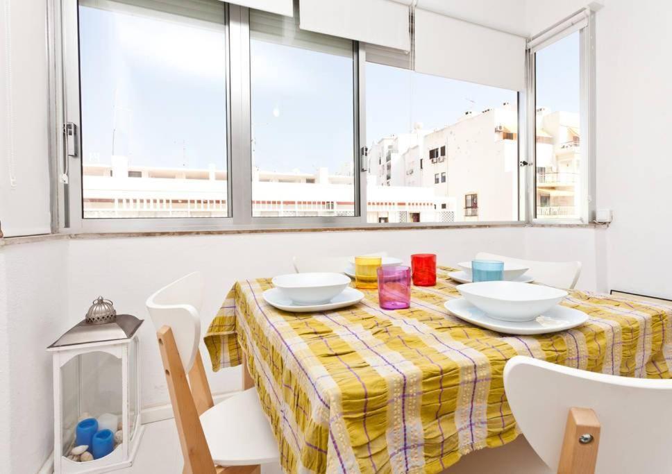Armacao De Pera - Beach Apartment - Sea View- Walk To The Beach - Algarve Exterior photo